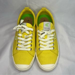 🦖 cute yellow sneakers 🦖